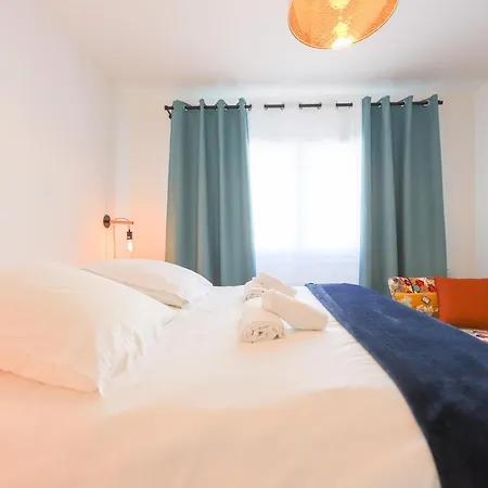 Appartement La Jolie Vue - Garage Et Balcon à Deux Pas Du Centre *