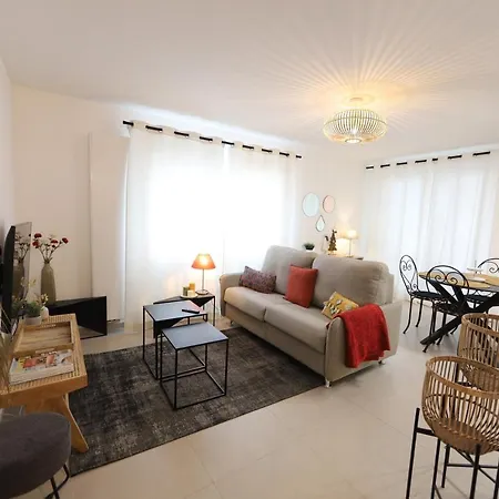 Appartement La Jolie Vue - Garage Et Balcon à Deux Pas Du Centre *